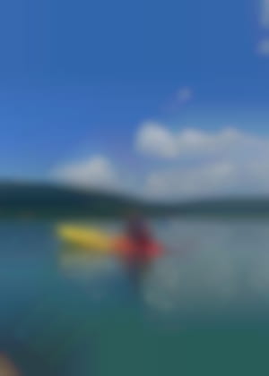 Balade en canoë sur la lac de Saint-Point