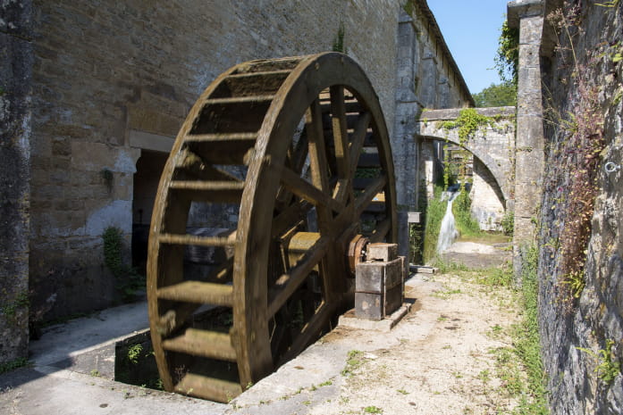 Abbaye de Fontenay : roue à aube