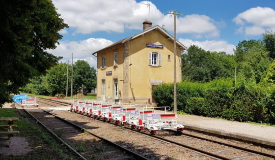 Le départ du Vélorail du Morvan à Cordesse
