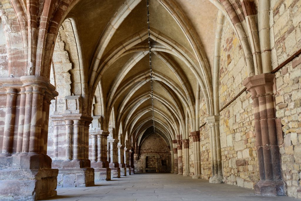 Luxeuil-les-Bains : Abbaye Saint-Pierre