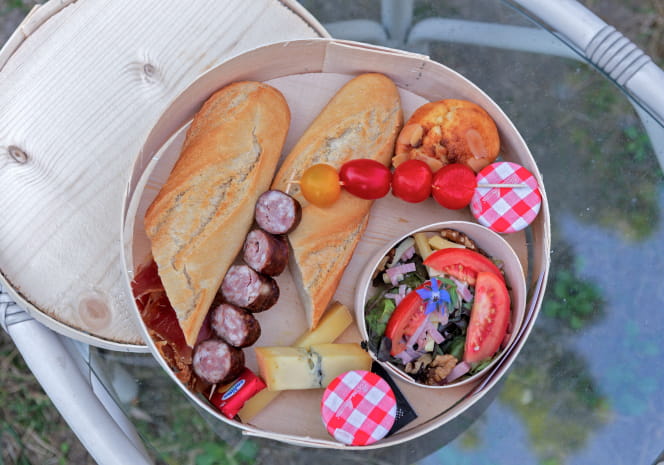 Fantastic picnic, Saline Royale d'Arc-et-Senans.