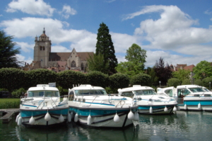 Tourisme fluvial sur le Doubs, Dole