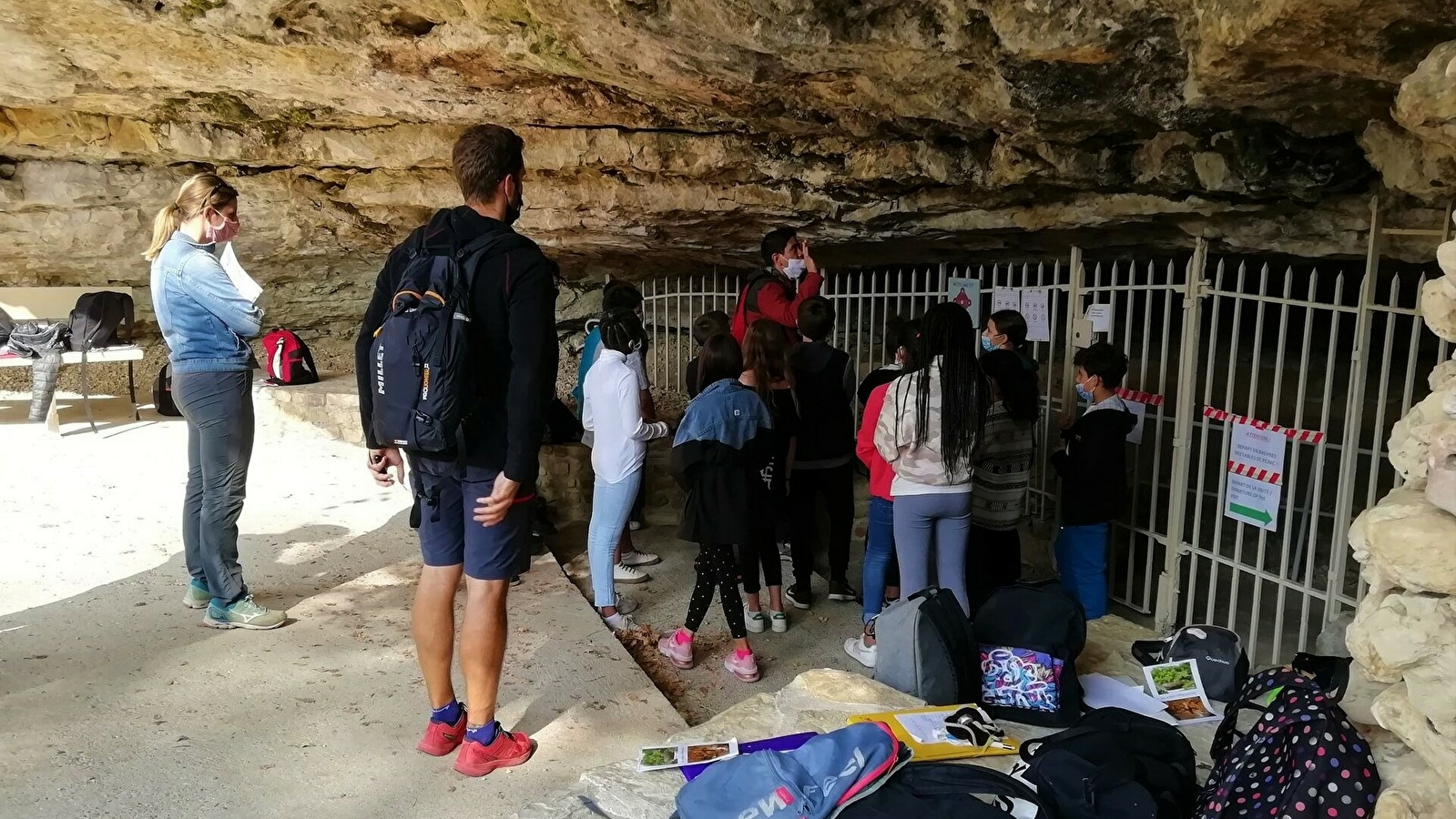 Visites et ateliers scolaires à la Grotte d'Arcy-sur-Cure