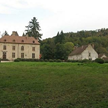 Gites la maison du château - LA TAGNIERE