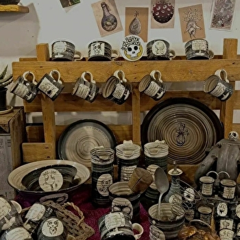 Ça tourne pas rond - Céramiqu'ta mère - VILLERS-GRELOT