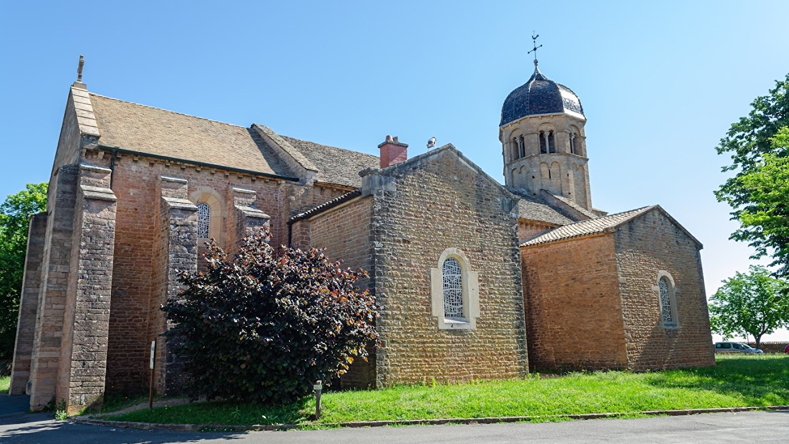 Eglise Romane Sainte-Madeleine