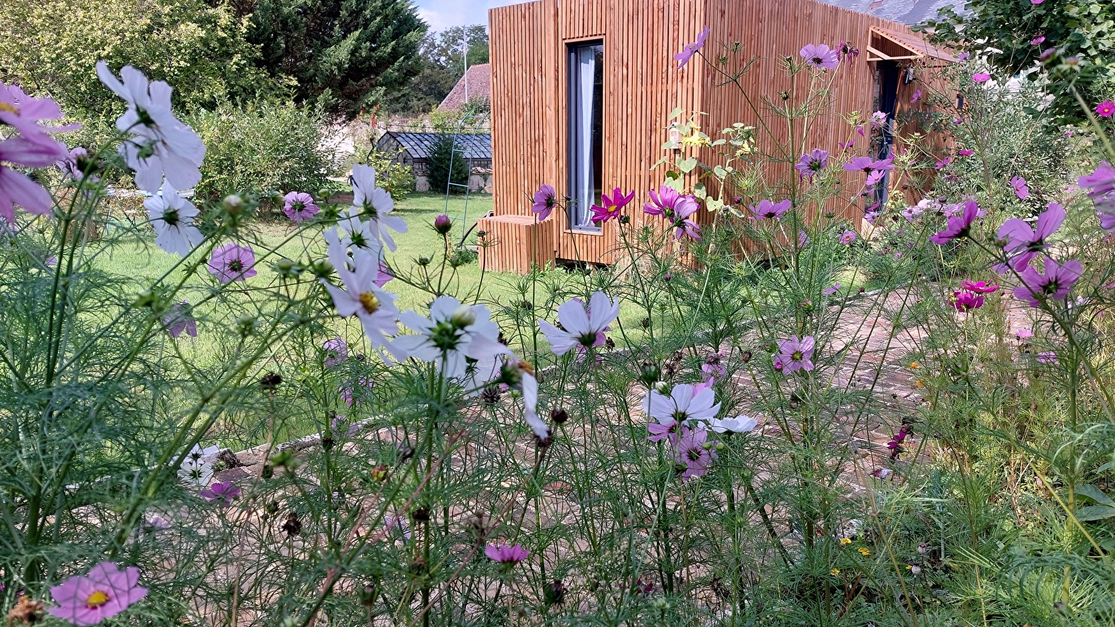 Pommes, Flore et Céleste, Nuitées bucoliques, Maison Pommes