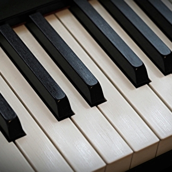 Concert 'improvisations au piano' - POIL