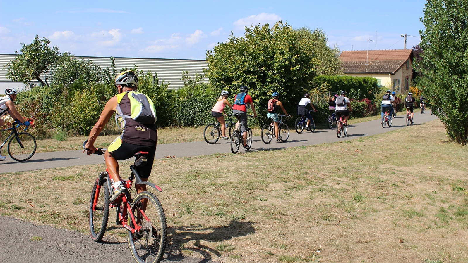 Brionnais Découvertes - Location de vélos et rollers