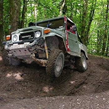 Trial 4x4 - LES FOURGS