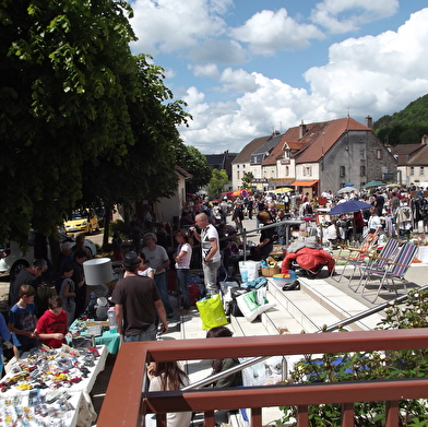 Vide-greniers- Bligny sur Ouche