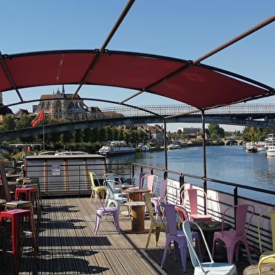 LA SCENE DES QUAIS - PENICHE EVENEMENT