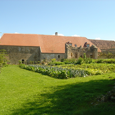 La Tour de Giry - chambres d'hôtes