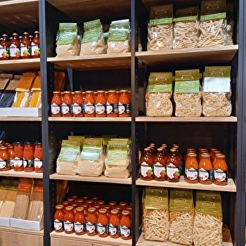 La Cucina - NEUVELLE-LES-CROMARY