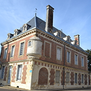 ENTRAINS-SUR-NOHAIN, DE L’ANCIENNE CITE GAULOISE A AUJOURD’HUI - ENTRAINS-SUR-NOHAIN