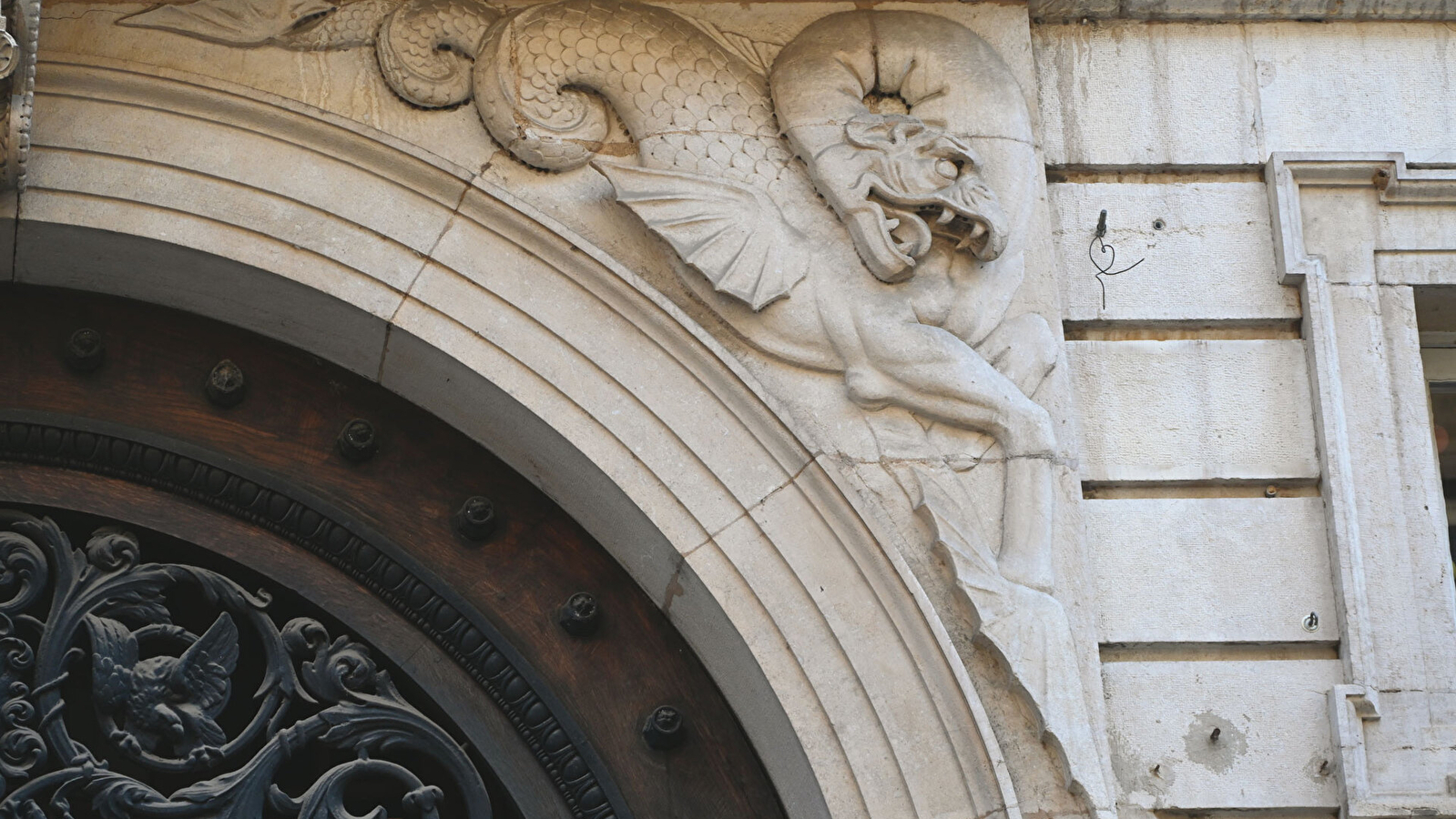 Énigmes et mystères