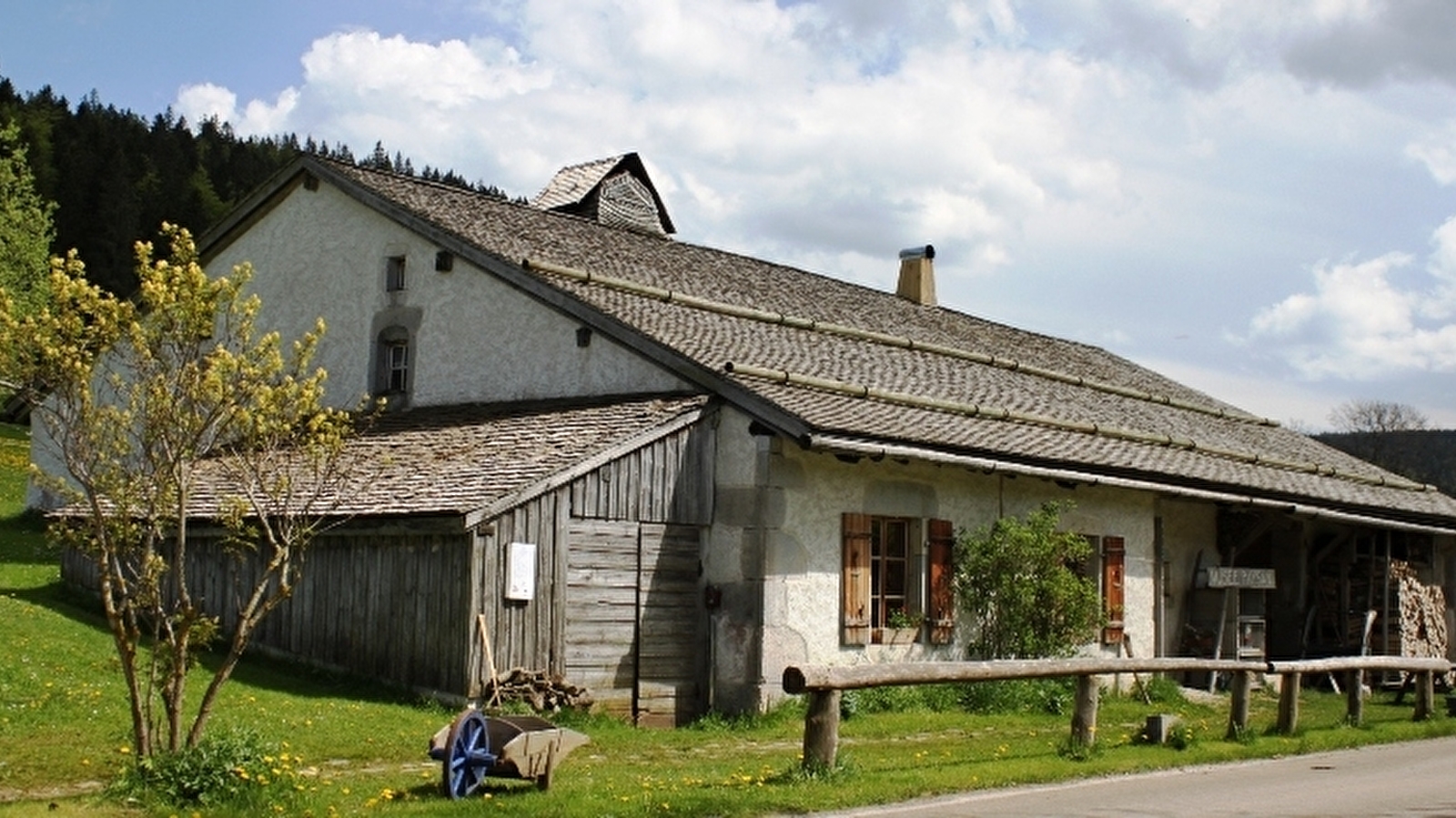 Visite ludique pour découvrir comment vivre en autonomie dans les montagnes du Haut-Doubs