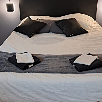 Chez Peggy et Éric - Indus - EQUEVILLON