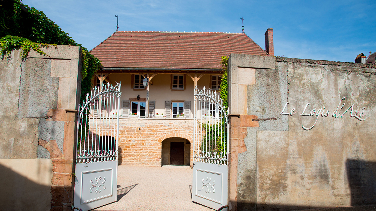 Chambres et Table d'Hôtes 'Le Logis d'Azé'