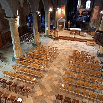 Eglise et crypte Saint-Aré