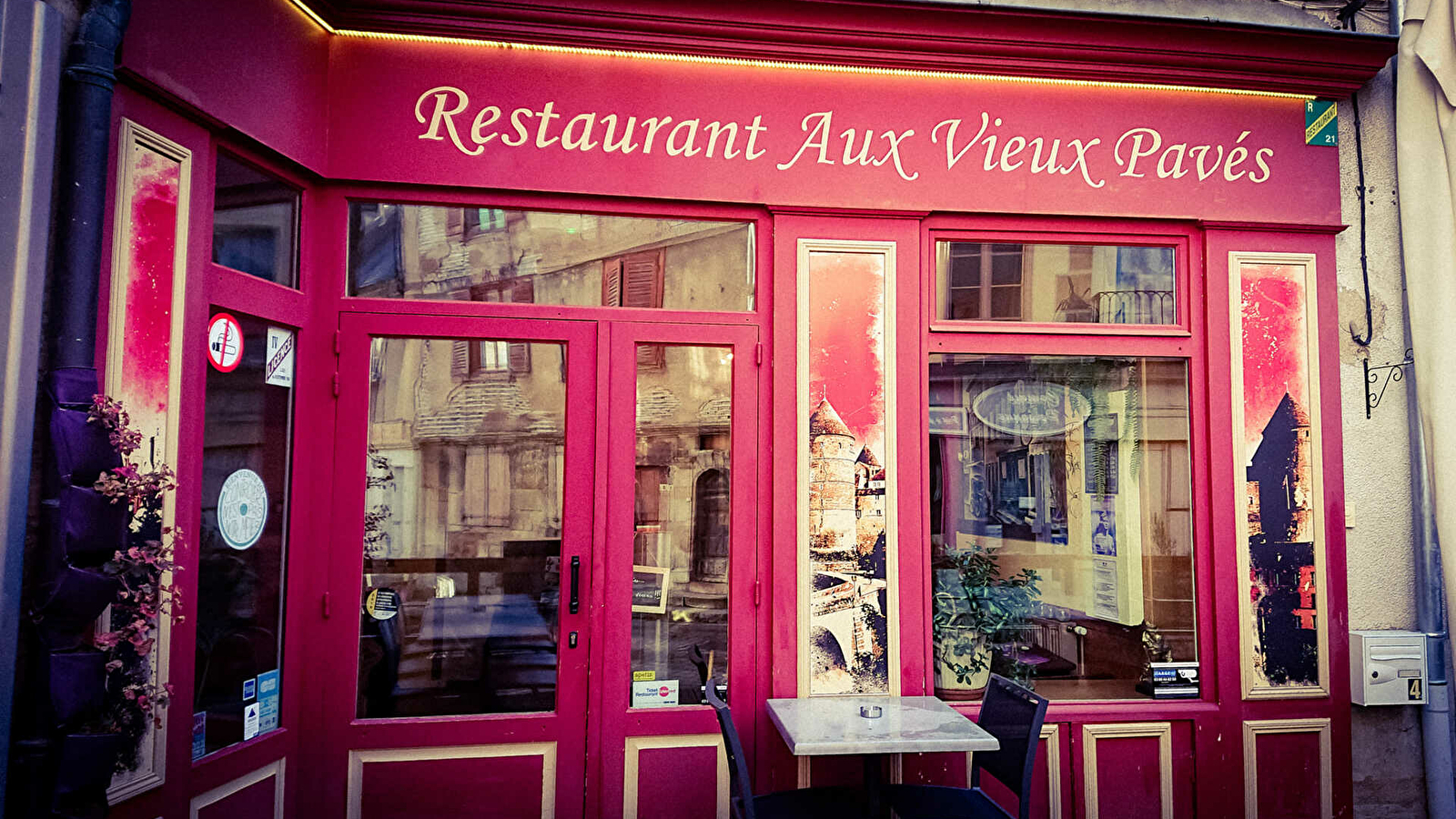 Aux Vieux Pavés