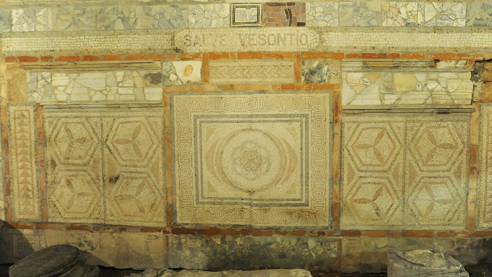Les mosaïques gallo-romaines de Besançon / Circuit n°2 : La Domus de la Faculté des lettres 