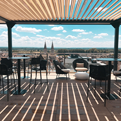 Déjeuner Planches & Dégustation au Skybar 360****