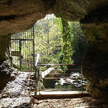 Reculée et grotte de Corveissiat - CORVEISSIAT