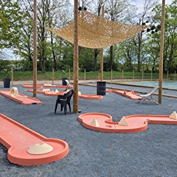 Mini-golf du Doll's Parc - GUEUGNON