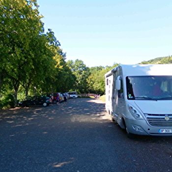 Aire de Camping-car - BLANOT