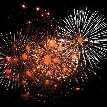 Concert, spectacle de feu et feux d'artifices - ARC-LES-GRAY