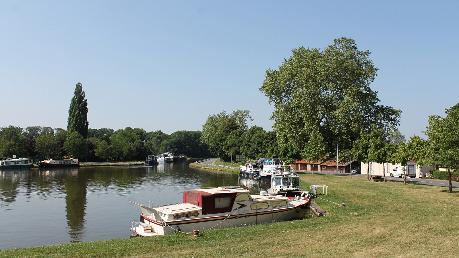 Halte nautique de Génelard