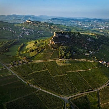 La Roche de Solutré - SOLUTRE-POUILLY