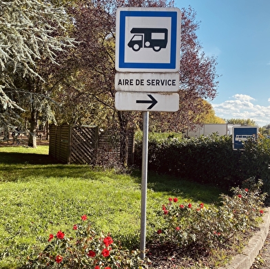 Aire de Stationnement et de Service pour Camping-Car