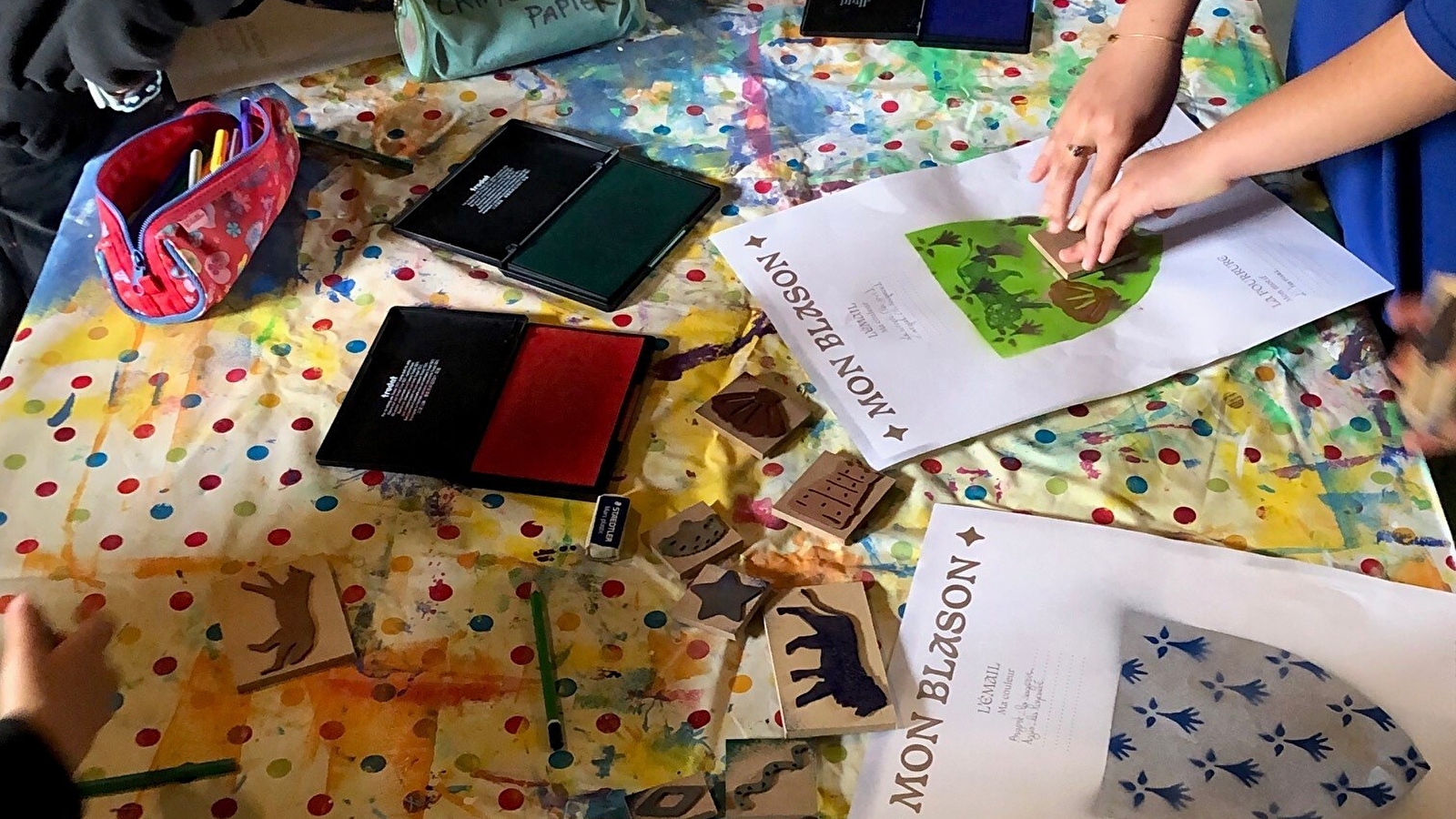 Atelier créatif 'Héraldique : fabrique tes armoiries !'
