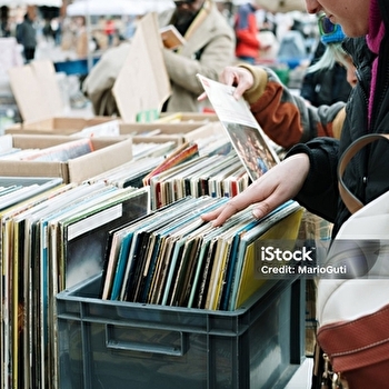 12ème Brocante-Vide-Greniers - LONGEVILLES-MONT-D'OR