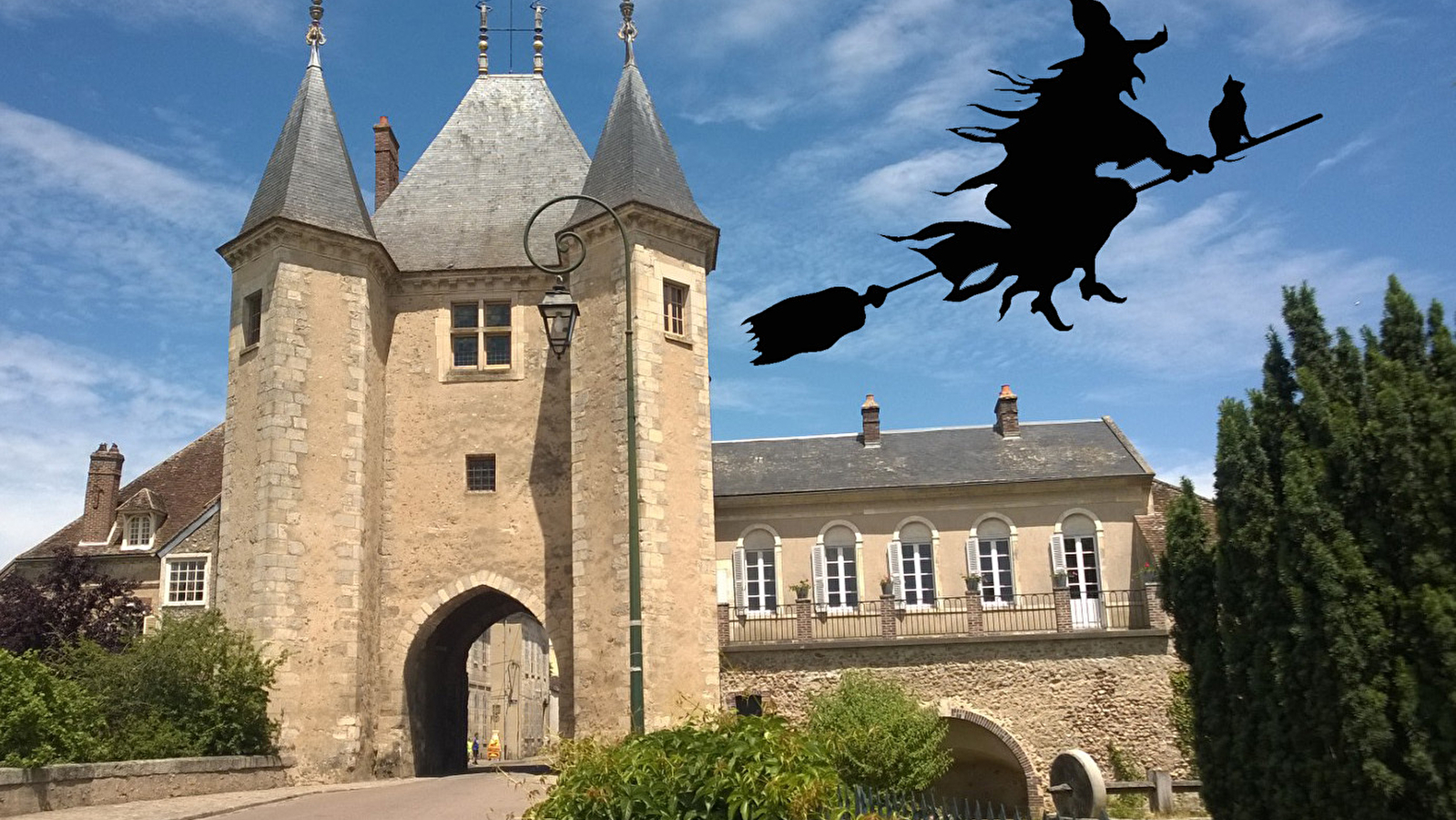 Délivre la princesse de Villeneuve-sur-Yonne en résolvant plusieurs énigmes sur la ville ! 