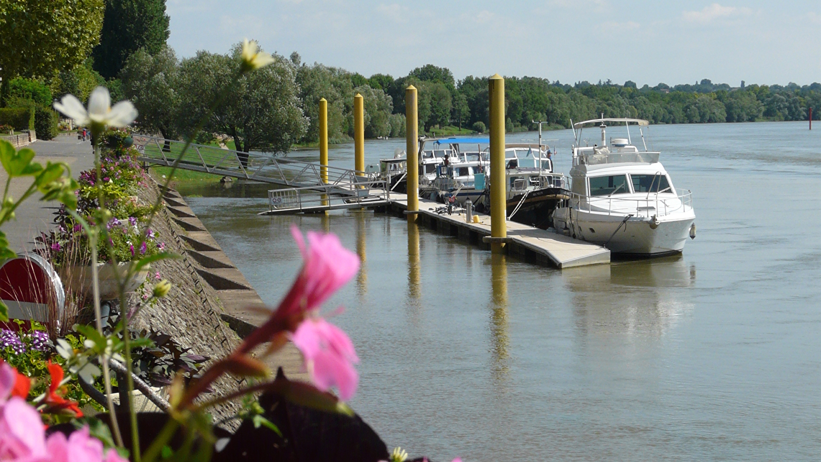 Halte fluviale de plaisance