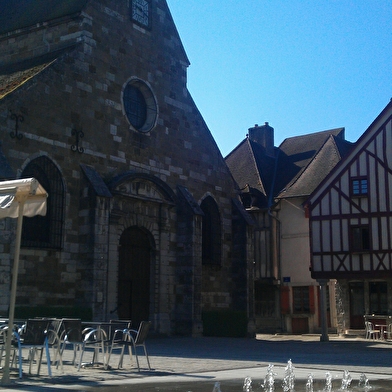 Visite de ville suivie d'une dégustation chez un viticulteur