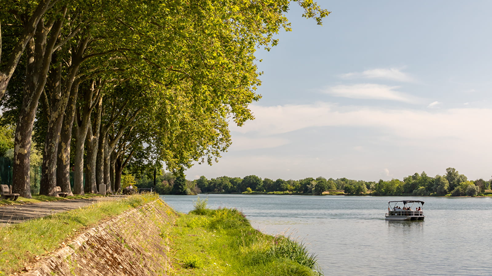 Bateau-promenade Mâcon sur l'Ô