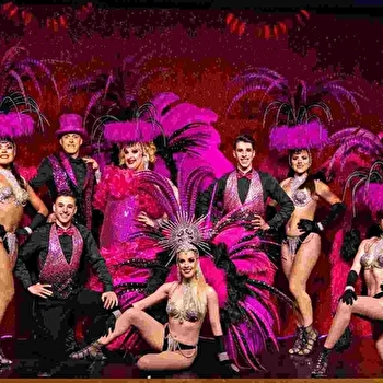 Revue cabaret autour d'un déjeuner ou d'un dîner spectacle - TRIVY