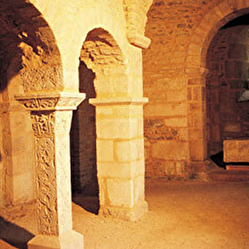 Crypte de l'Abbaye de Flavigny - FLAVIGNY-SUR-OZERAIN