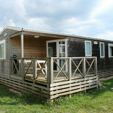 Mobil homes et chalets - Camping du lac de Remoray