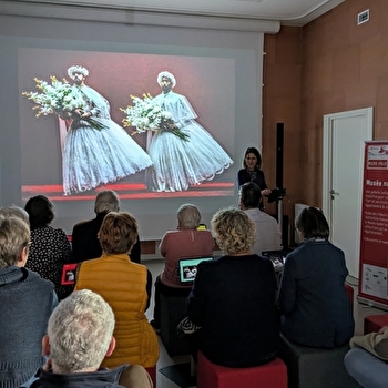 Musée numérique:  'Petits secrets des costumes de scène' - IGUERANDE
