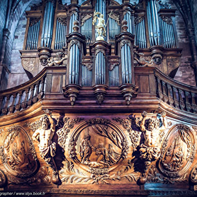 Buffet d'orgue de la Basilique Saint-Pierre