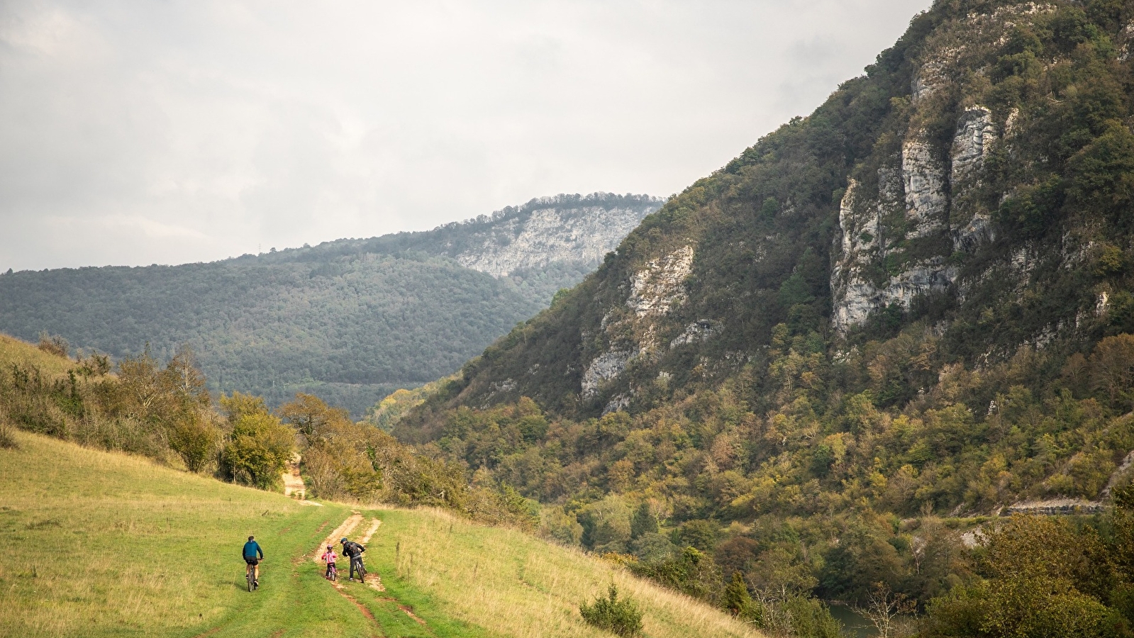 Circuit VTT n°25 (rouge) - Cize - Les Gorges de l'Ain