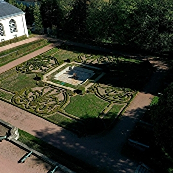 Jardin à la française et parc à l’anglaise - LE CREUSOT