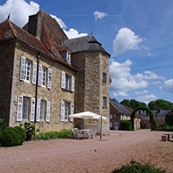 Le Château - SEMELAY