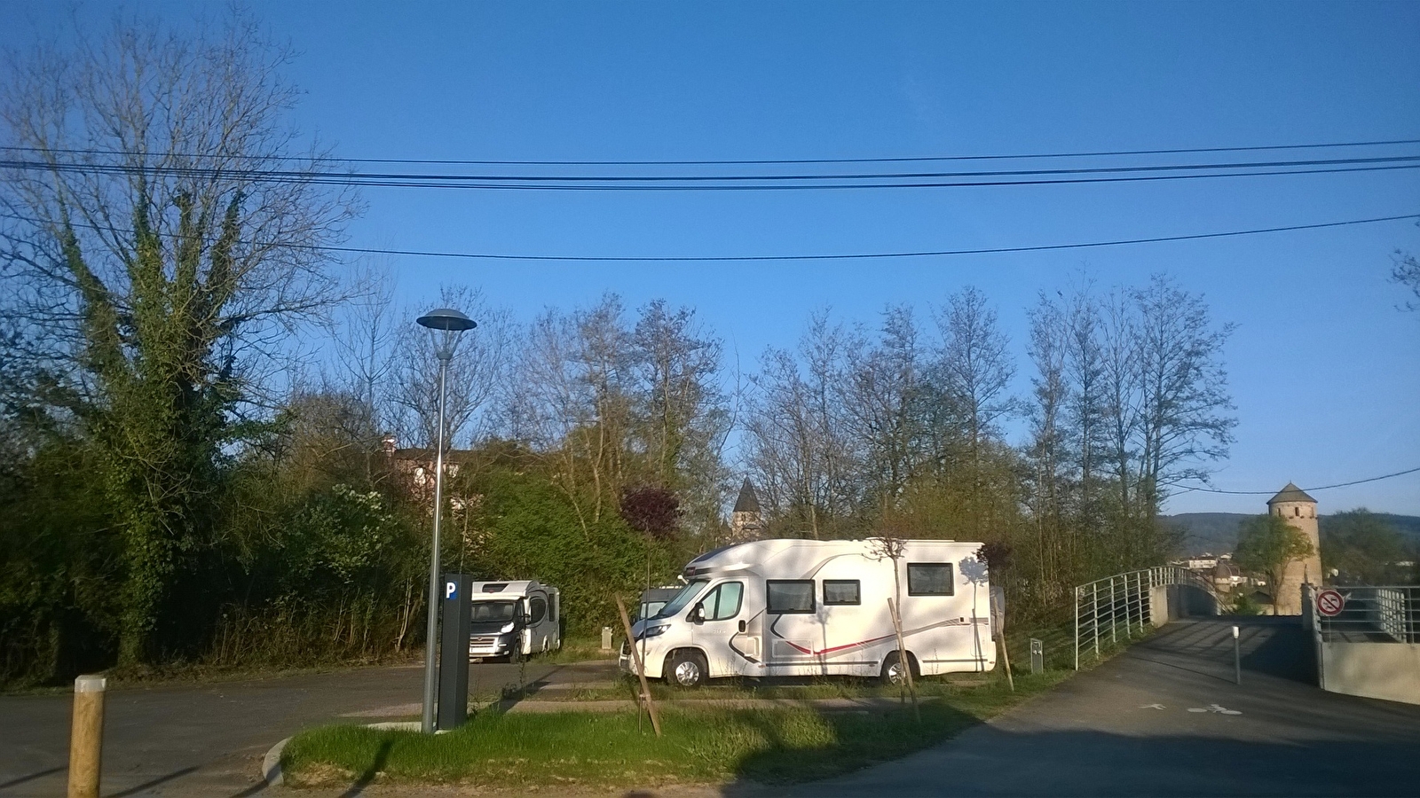 Aire de service pour campings-cars