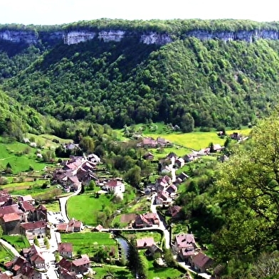 Reculée de Baume-les-Messieurs